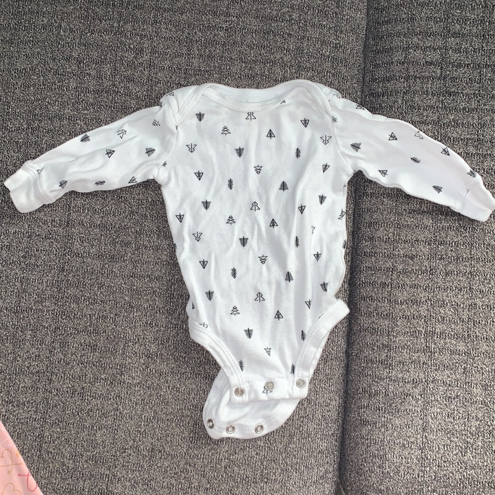 Carter’s long sleeve shirts - Picture 5 of 6